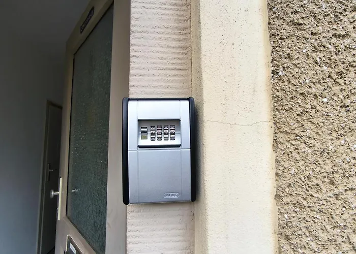 Mego Unterkuenfte 3 *